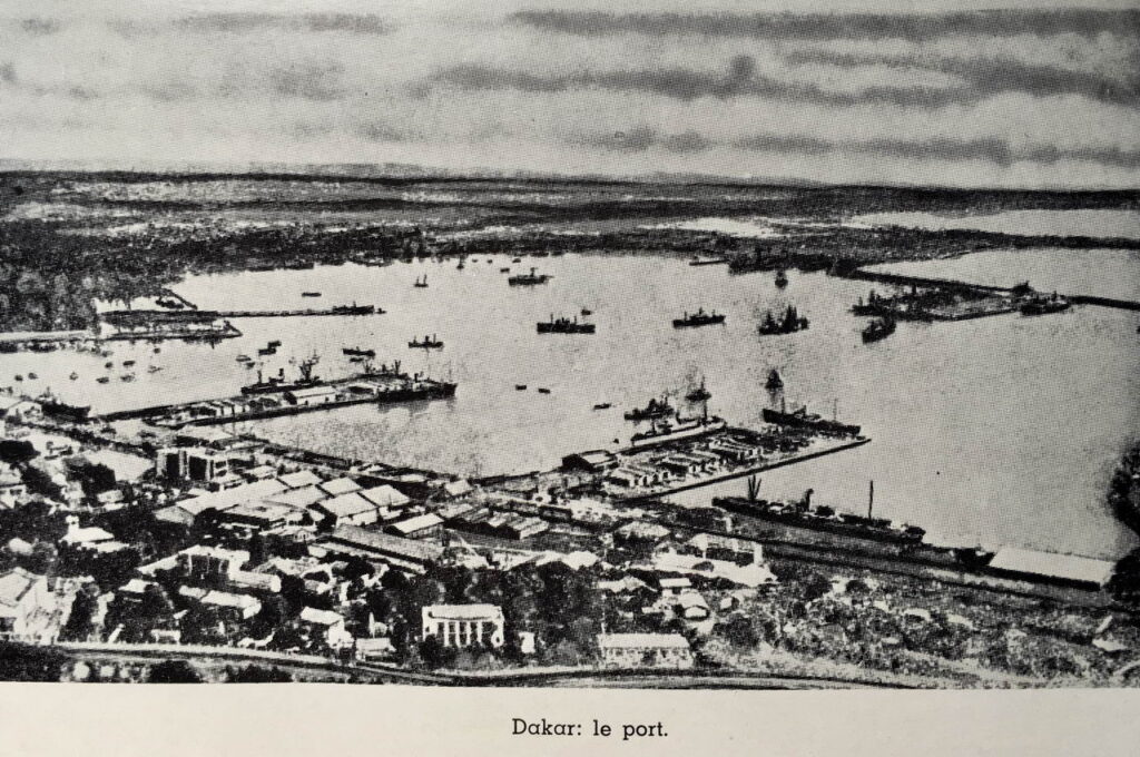 https://www.senegal-online.com/wp-content/uploads/2021/12/Illustration04lePortDeDakar-2.jpg